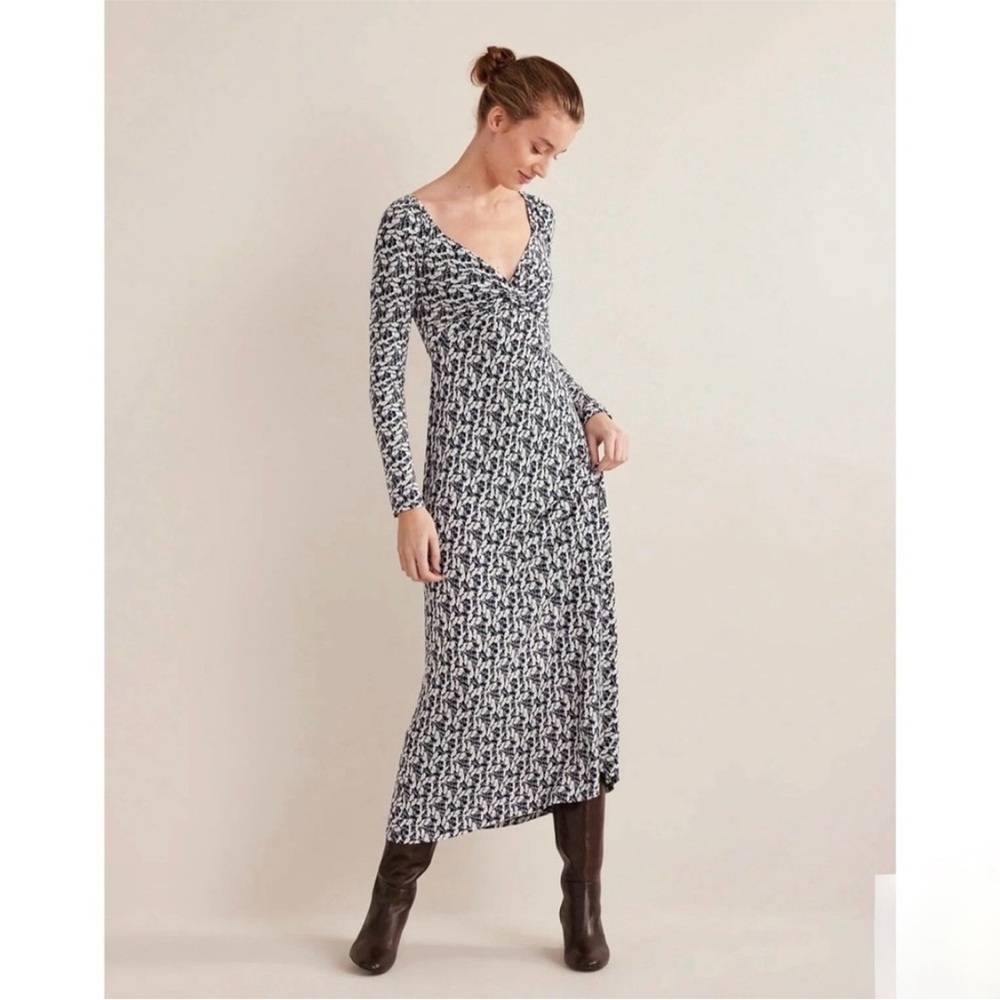 Boden Flattering Jersey Knit Navy and White Long Sleeve Midi Dress size 4P